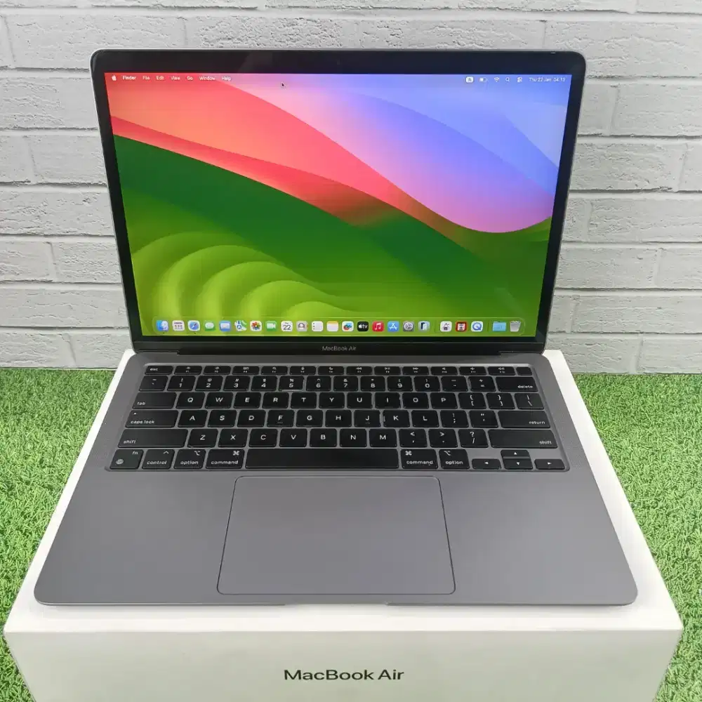 Macbook air M1 ram 8gb SSD 128gb