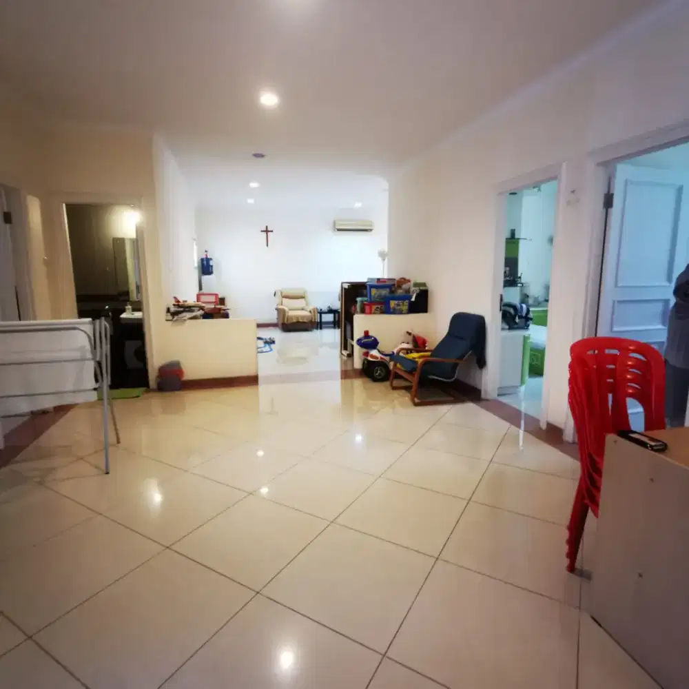 Pik - Rumah Strategis Akasia