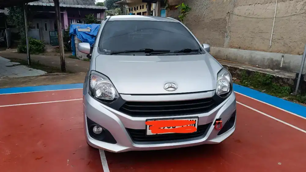 Daihatsu ayla m sporty 1000 cc