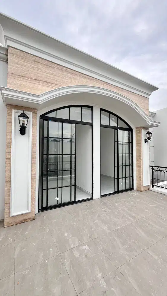 Sewa Rumah 8X10 Bukit Nirmala, Pik 2 Dekat Tol Akses Depan Aloha