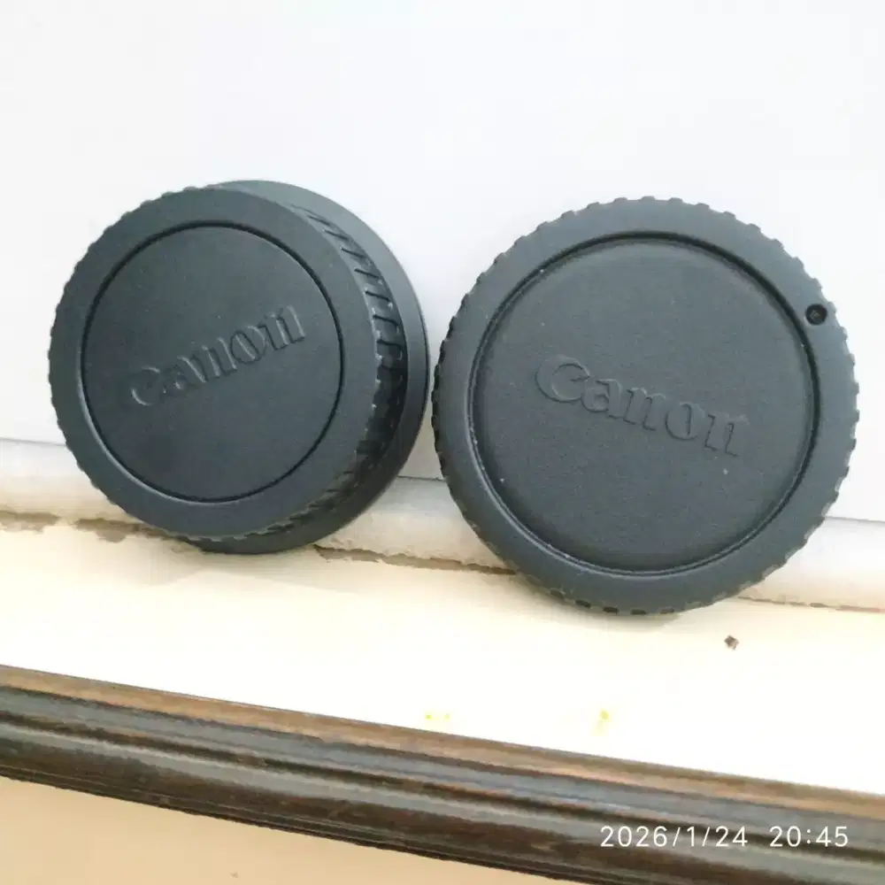 Tutup lensa dan tutup body DSLR Canon