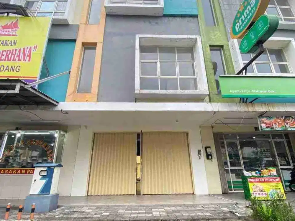Disewakan Ruko Strategis Arana Kota Harapan Indah – 2,5 Lantai, Siap Usaha!