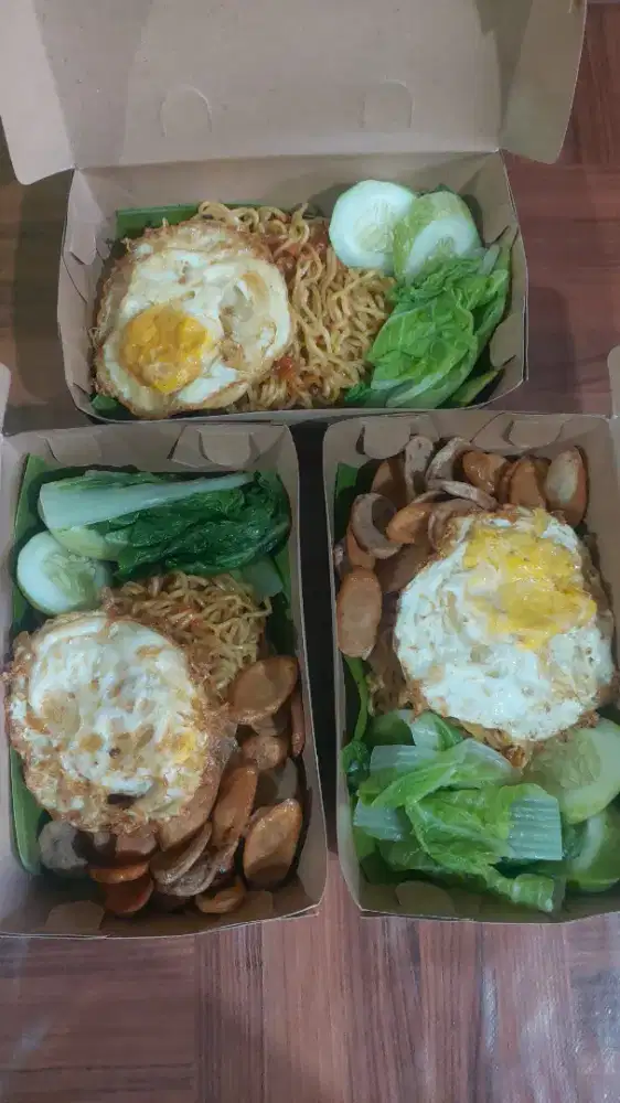 Mie goreng geprek