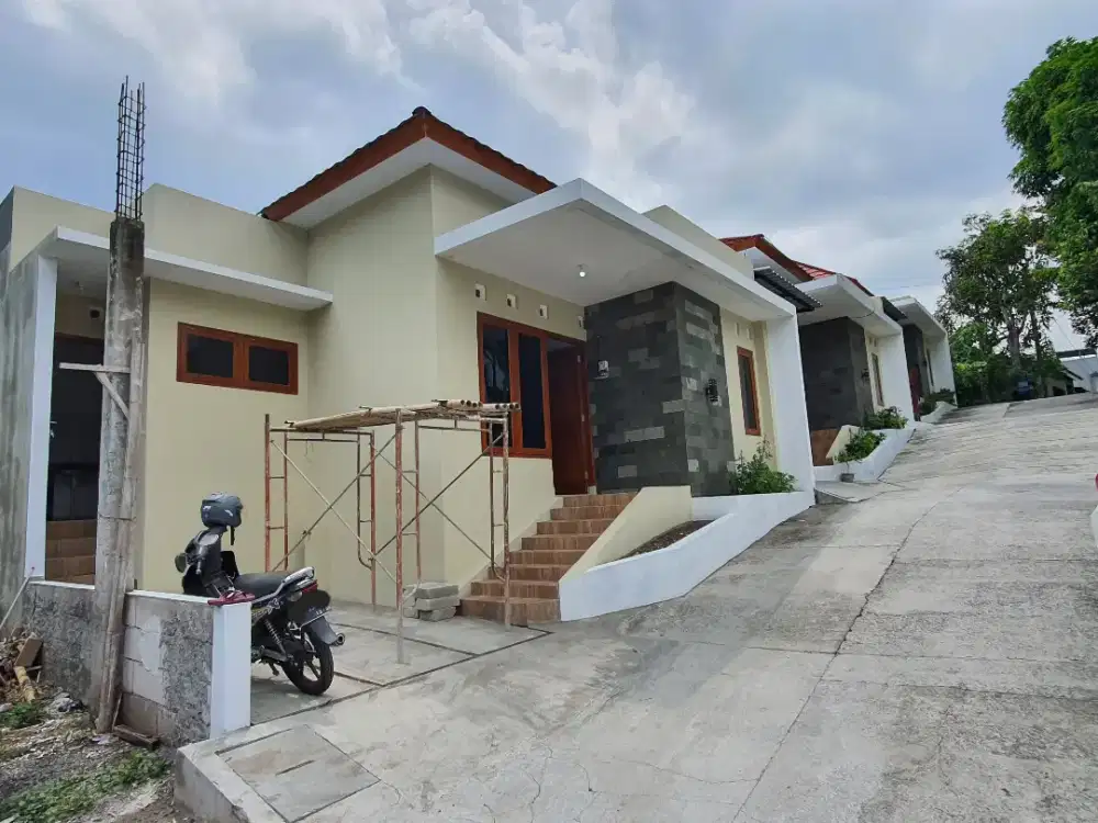 Dijual  CEPAT MURAH BU rumah type 45/78