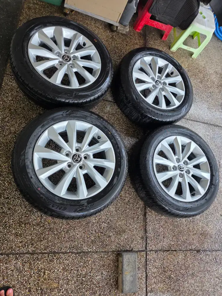 Baru Gres VELG ZENIX V R17 baru copotan dr dealer ban gariss ada