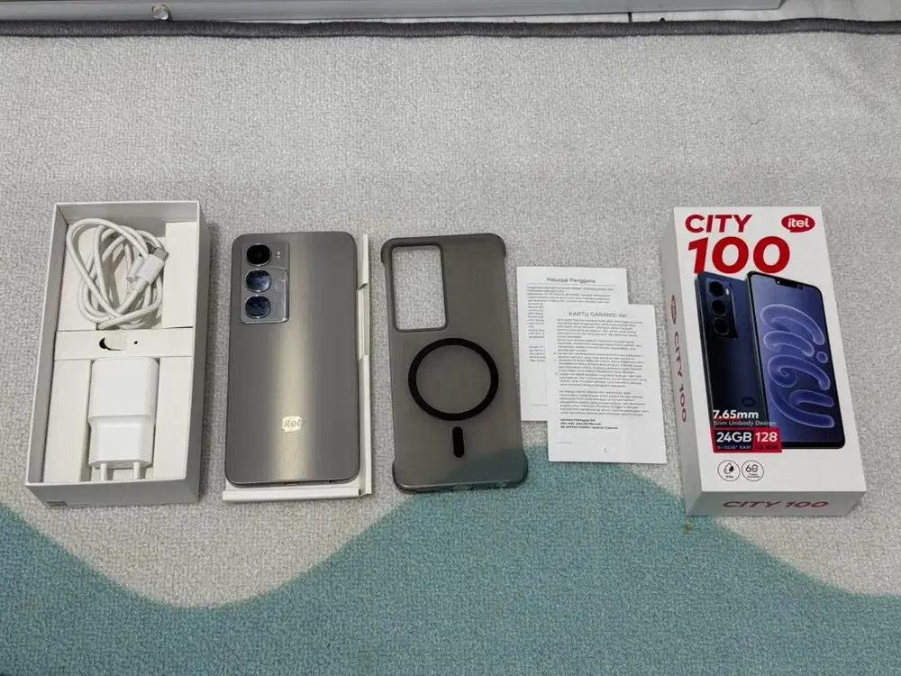Itel city 100 8/128gb mulus 1000% seperti baru garansi fullset