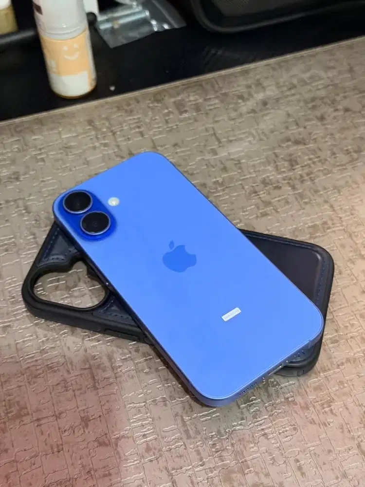iphone 16 128gb Ultramarine, Fullset, garansi resmi blibli
