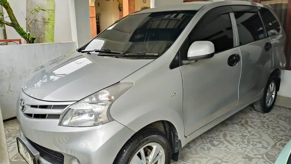 Toyota Avanza 2012 Bensin