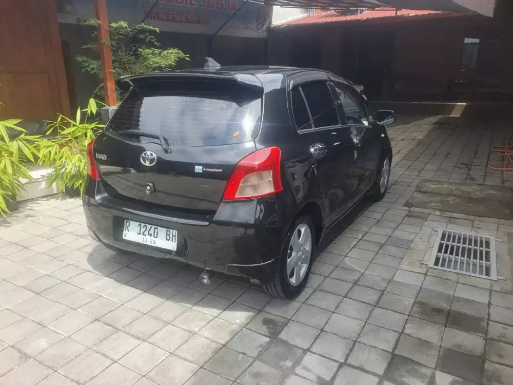YARIS E LIMITED 2007 MANUAL