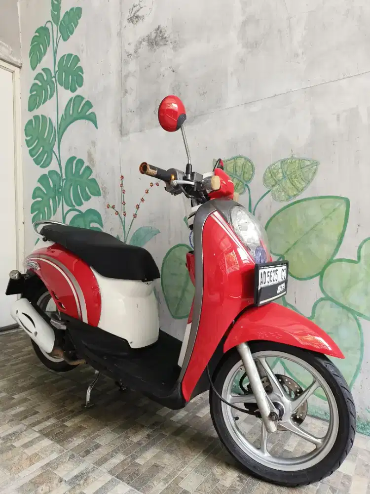 HONDA SCOOPY TAHUN 2012 SIAP PAKAI
