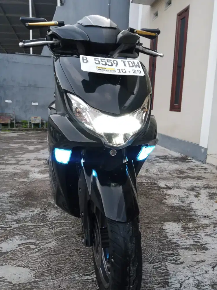 Freego 2019 - bagasi luas - isi bensin dari depan - colokan charger