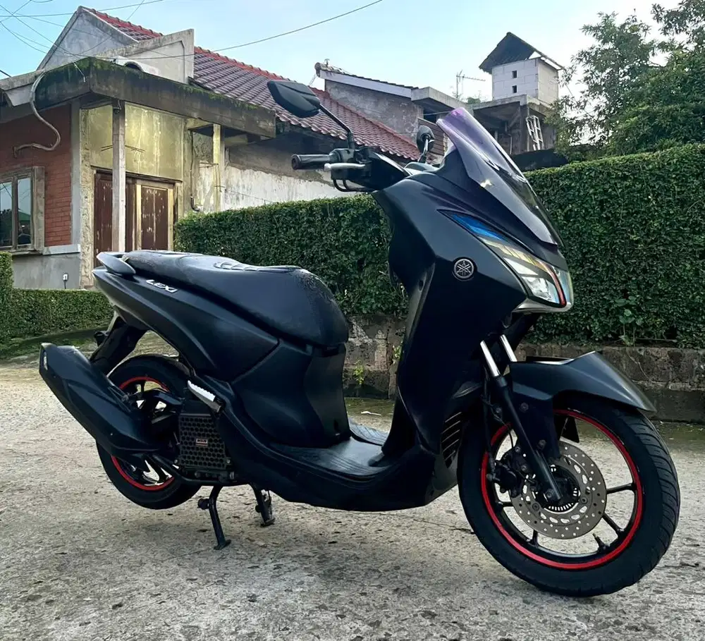 DIJUAL CEPAT Muluss Yamaha LEXI VVA 125 Th.2019 (Pajak OFF 04/2022)