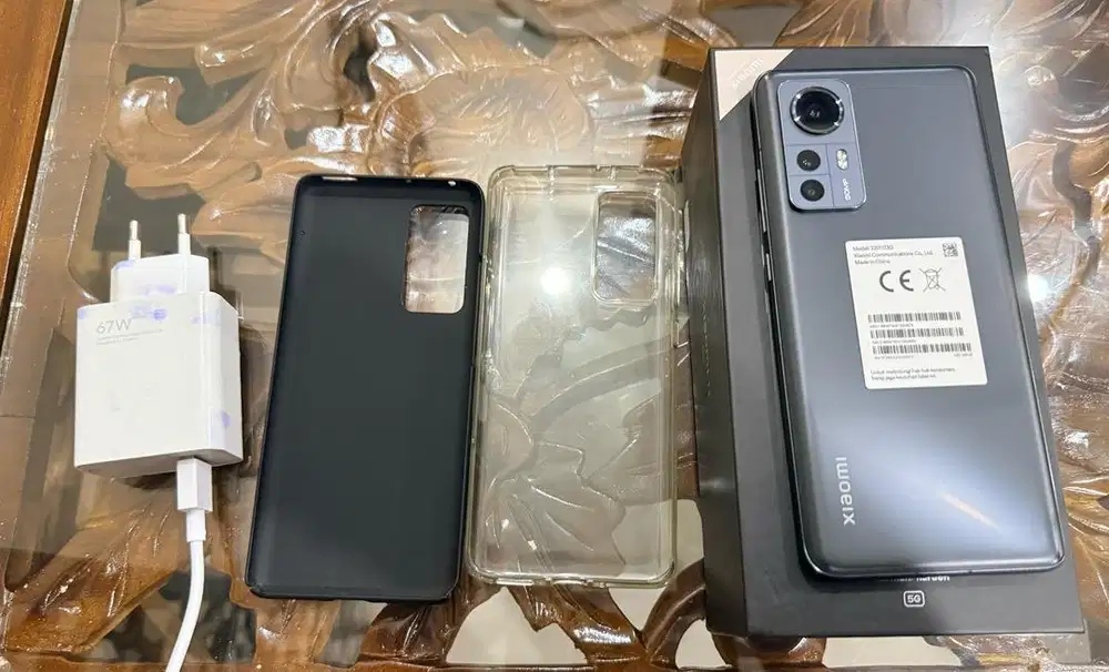 Xiaomi 12, lengkap