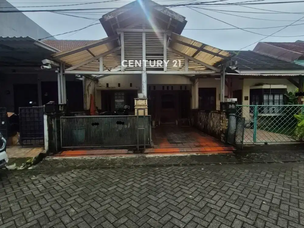 Dijual Rumah Strategis Harga Menarik Di Bintaro Sektor 4