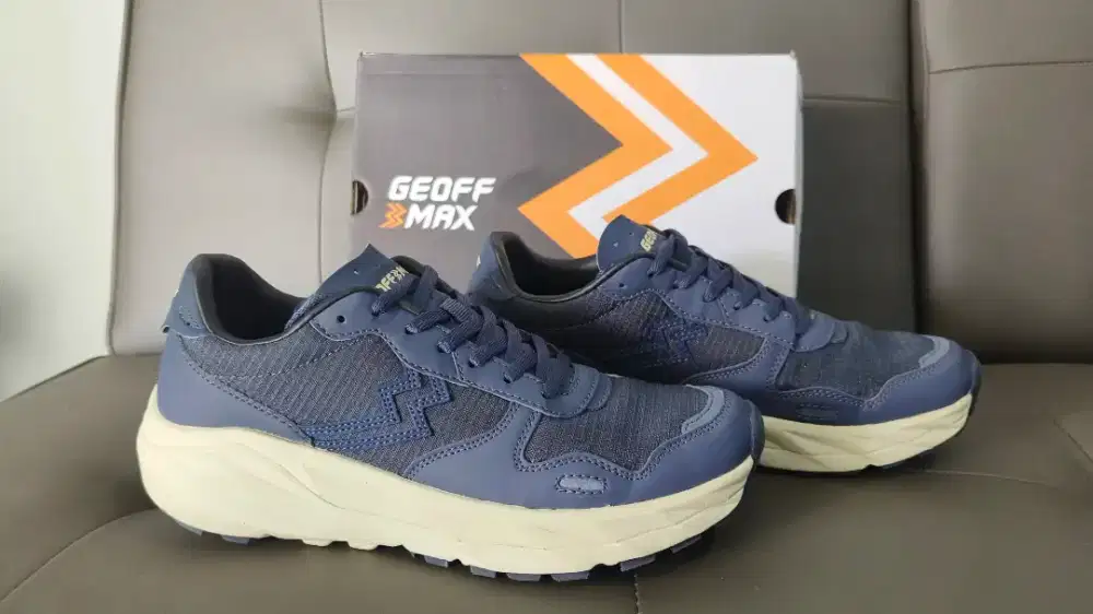 Sepatu Walking Sneakers Geoff Max Dark Navy size 43