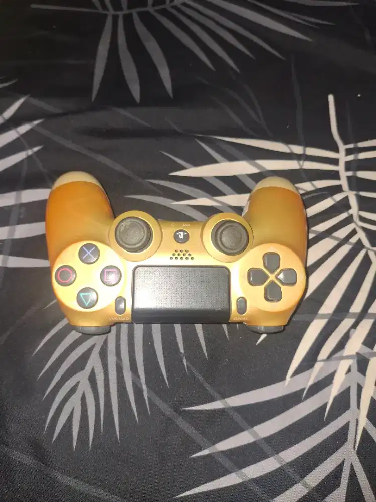 Dijual  stik ps4 bekas