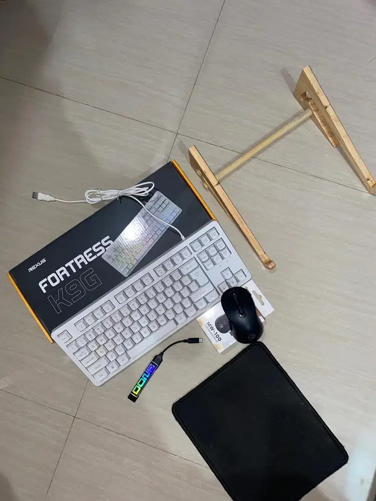 Jual aksesoris komputer/laptop (jual semua yang ada di poto)