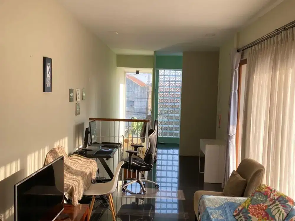 Rumah Nyaman Minimalis di Sarijadi