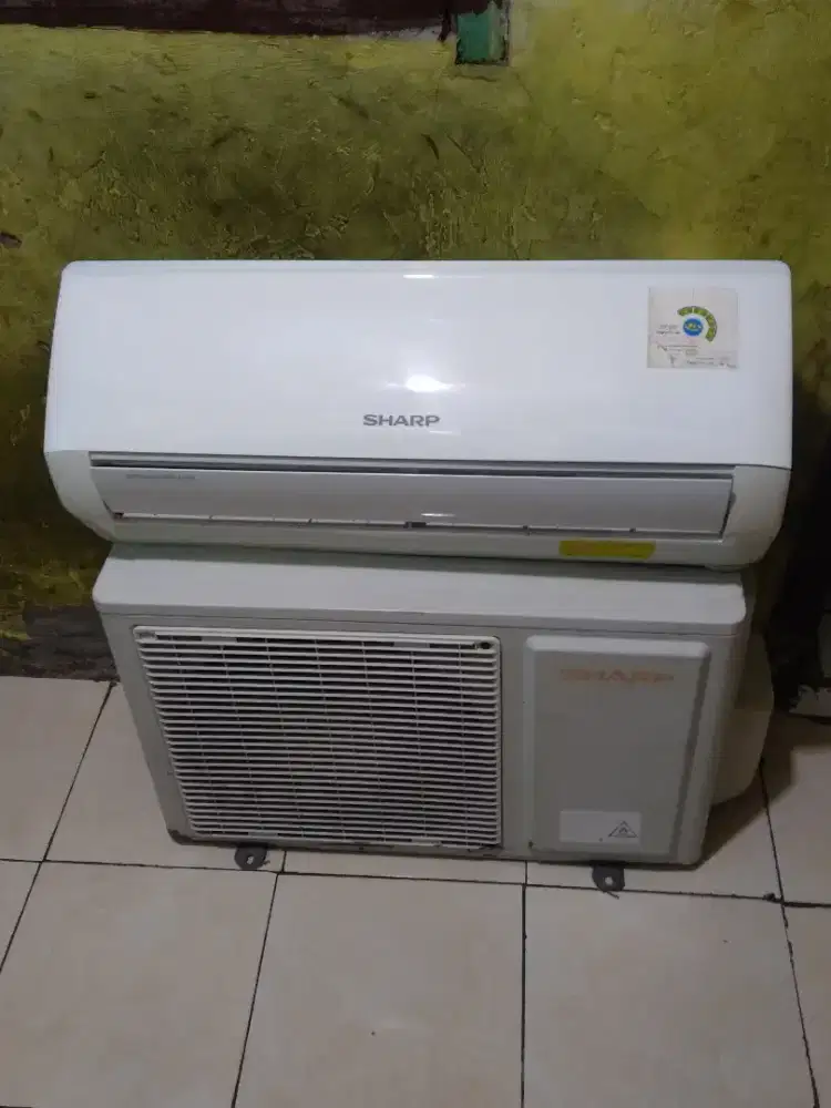 Ac merk sharp 1/2 pk R 32 dingin