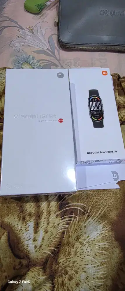 Xiaomi 15T pro New Packing warna gold