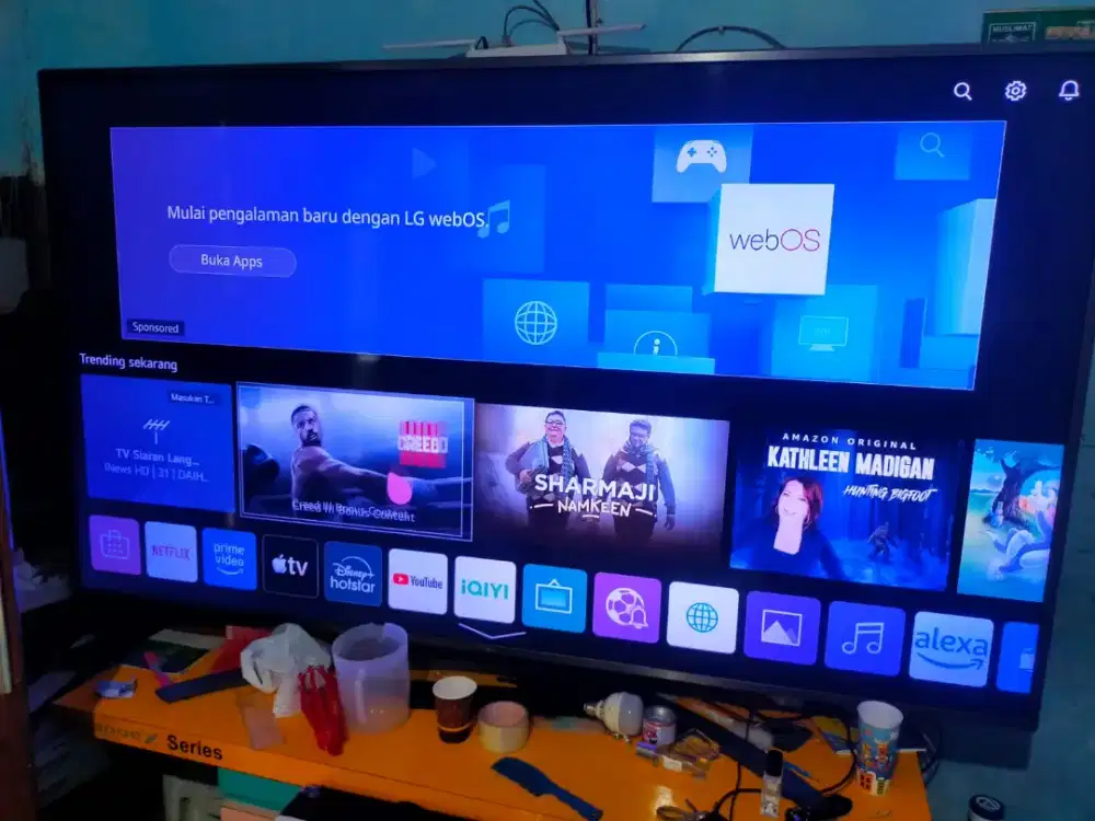 Smart tv LG 82inc gede mantap plus magic remote bisa tukar tambah