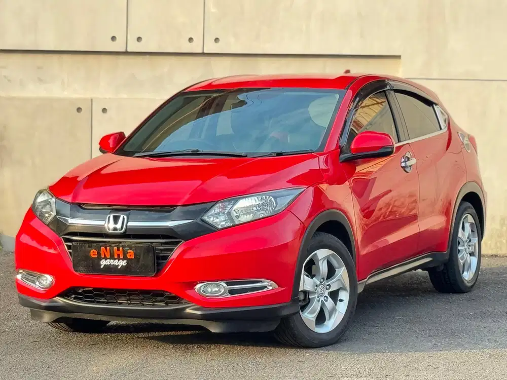 Dp 15 JT.. Honda HRV S 1.5 CVT A/T 2016.. eNHa garage Semarang.