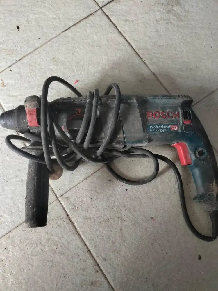 MESIN BOR BETON ROTARY SDS PLUS 26MM 3 FUNGSI BOSCH