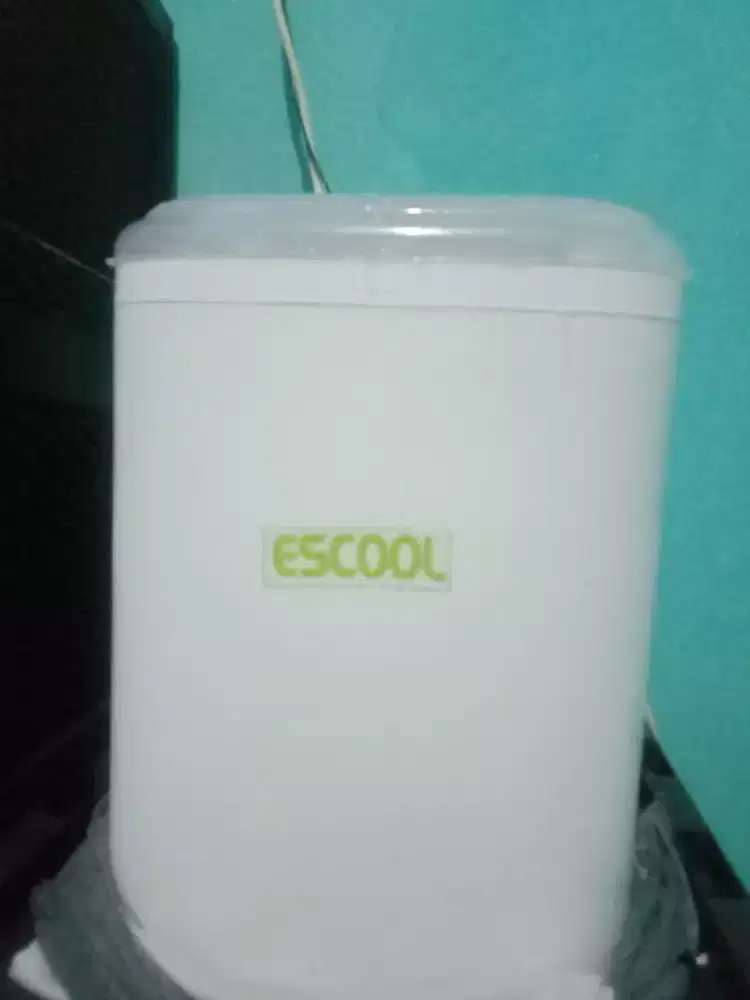 Mesin es batu portable ESCOOL