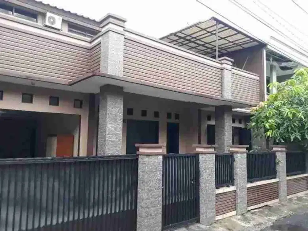 Rumah Fresh 2 Lantai Siap Huni di Komplek Cipinang Jakarta Timur
