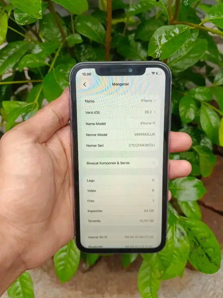 iPhone 11 purple 64GB inter