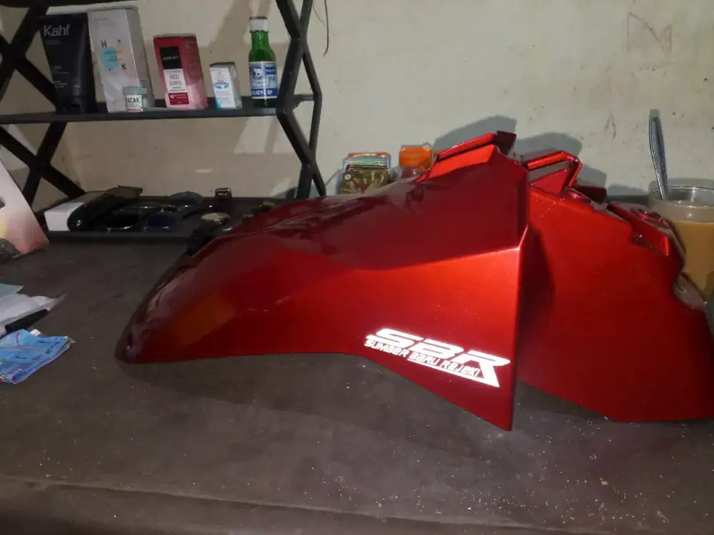 Spakbor Depan Yamaha Mio Original - Warna Merah Glossy Mulus