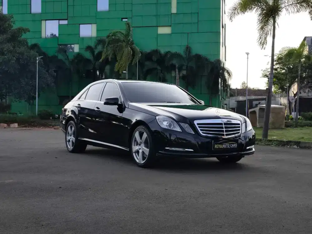 Mercedes Benz E250 1.8 AVG W212 2013 VERY LOW ODO PAJAK HIDUP