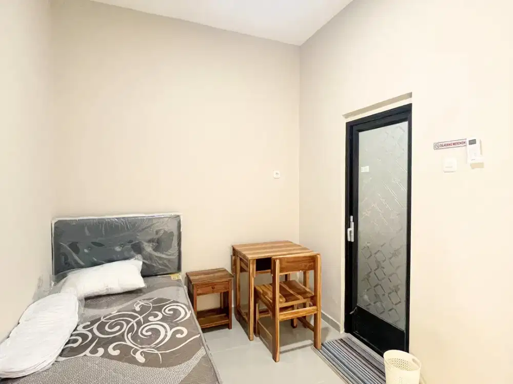 Kost Dukuhpakis – Campur Single