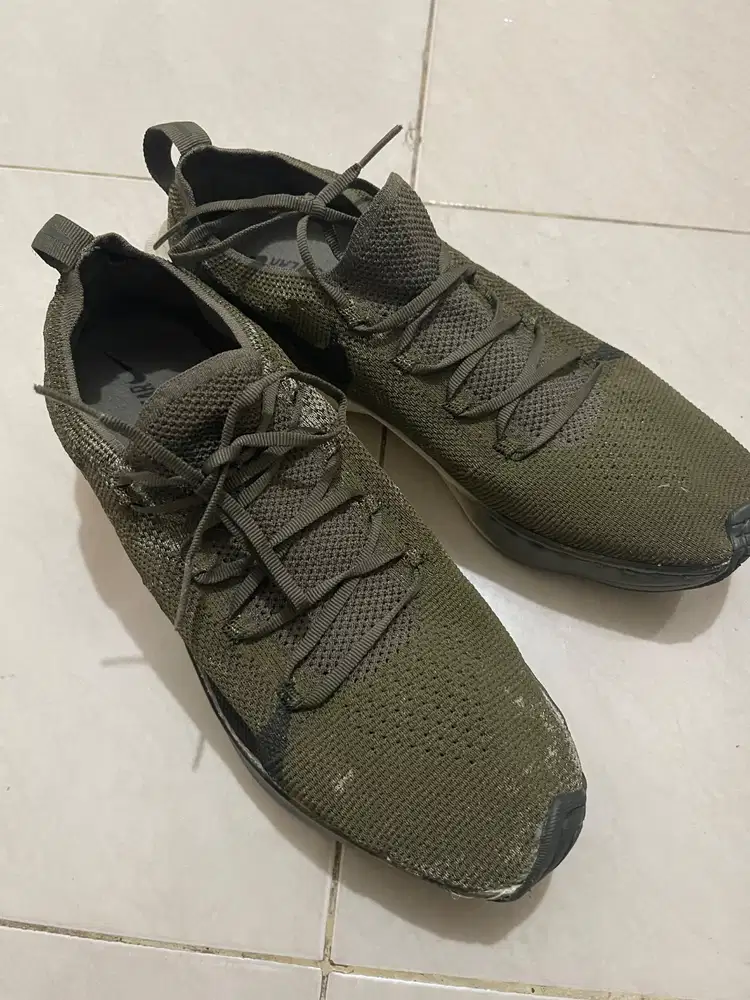 Nike Hijau Army