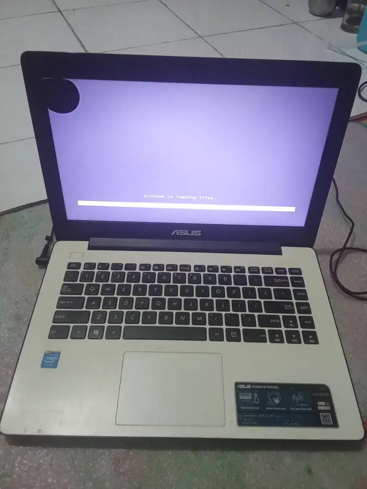 Laptop Asus X453M