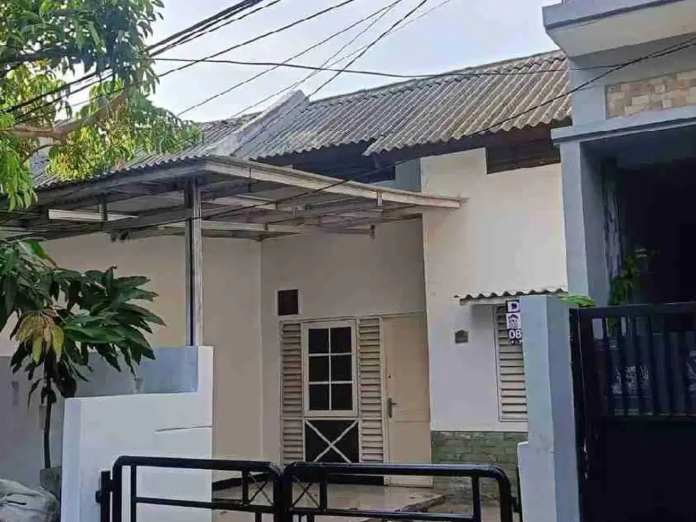 Disewakan Rumah Di Komplek Griya Jakarta, Bambu Apus, Pamulang, Tangerang Selatan