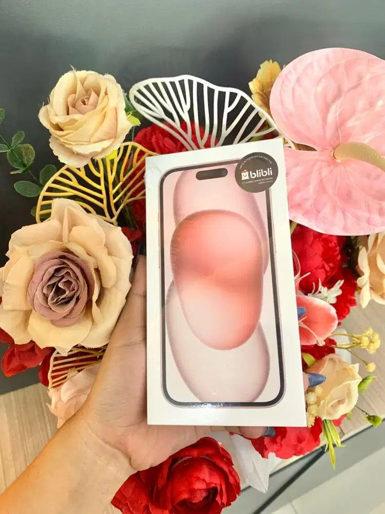IPHONE 15 128 BRAND NEW PINK