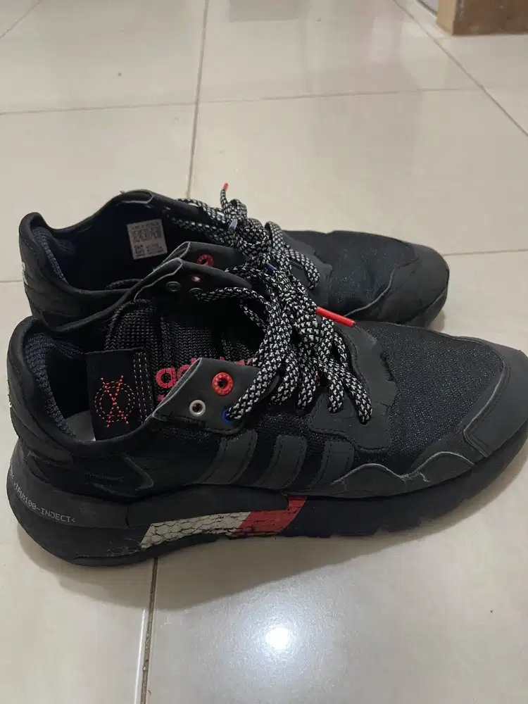 Sepatu Adidas Hitam