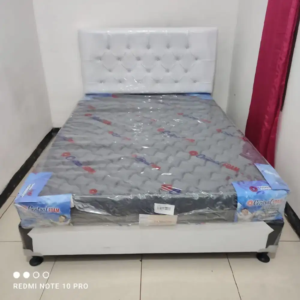 PAKET DIPAN + KASUR BUSA CENTRAL FOAM TEBEL 20 CM