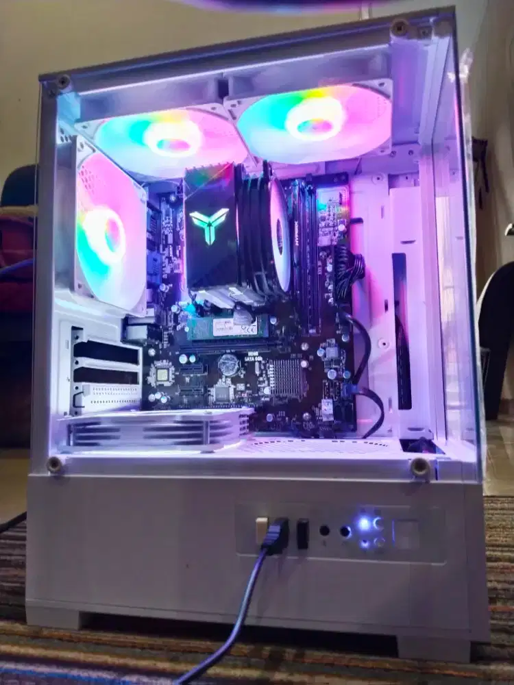 PC Rakitan ECS H110 M4-C43, DDR 4 8GB,Tinggal Pakai(Bonus 2 Barang)