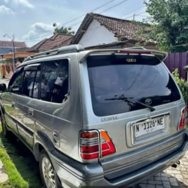 Toyota Kijang 2004 Bensin