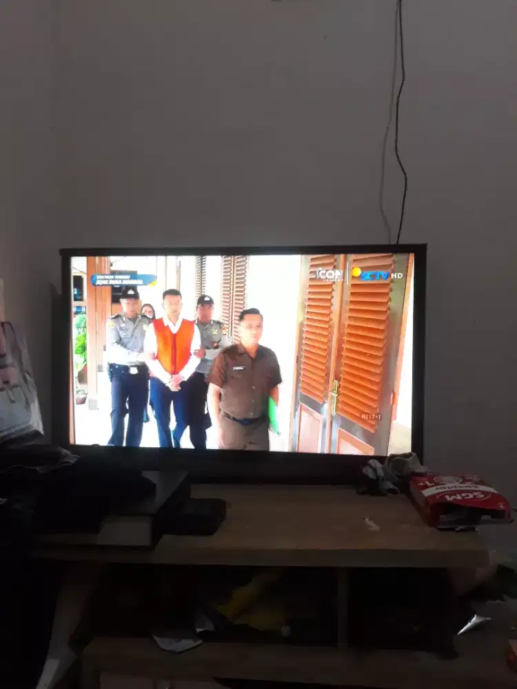 Tv Samsung 32 inc udah digital