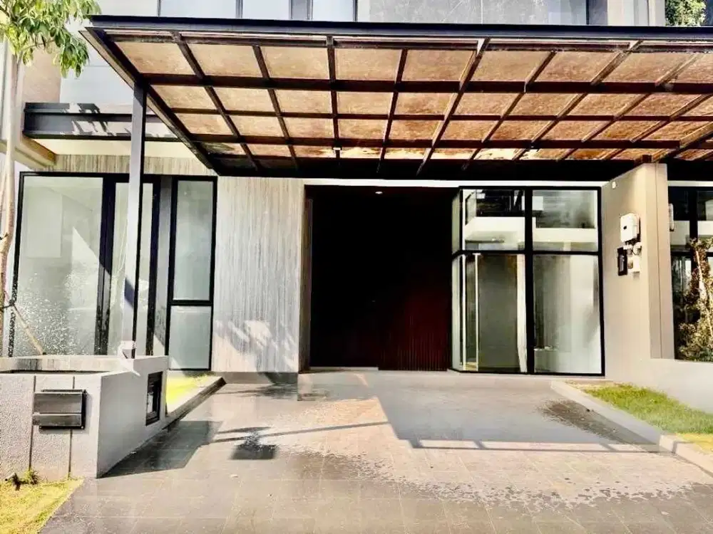 DISEWAKAN RUMAH DISTRICT 9 CITRALAND SEMI FURNISH SEKOLAH CIPUTRA SES