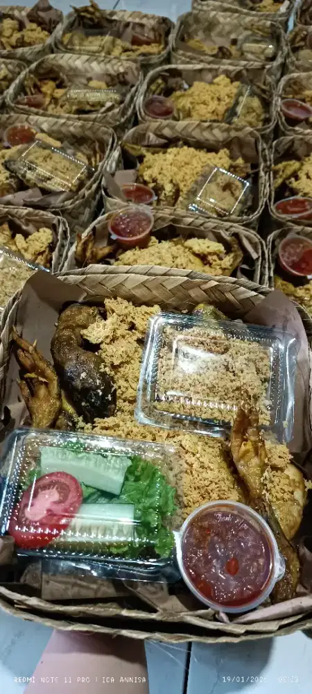 AYAM UTUH GORENG KREMES