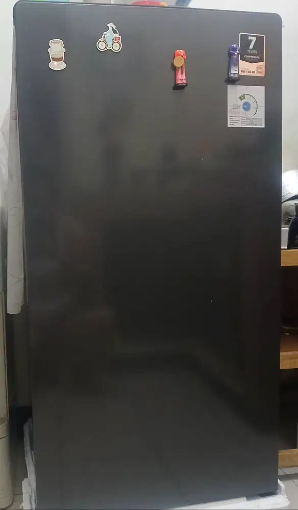 Kulkas 1 pintu merek Aqua