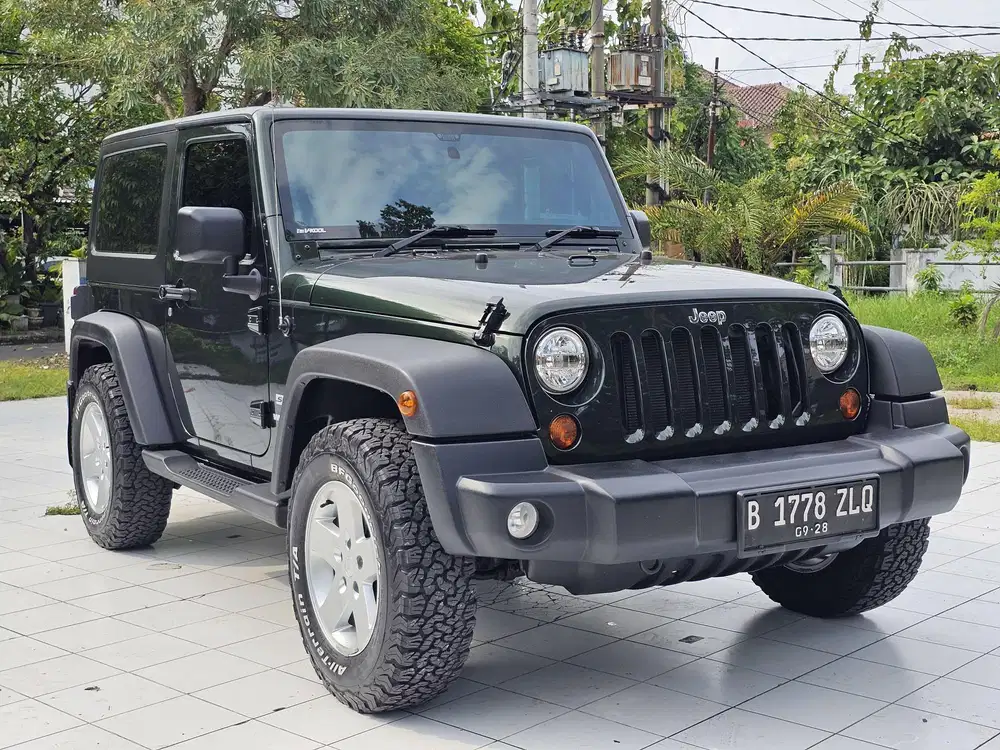 JEEP JKsport 4x4 Bensin Matic 2011 Limited Edition
