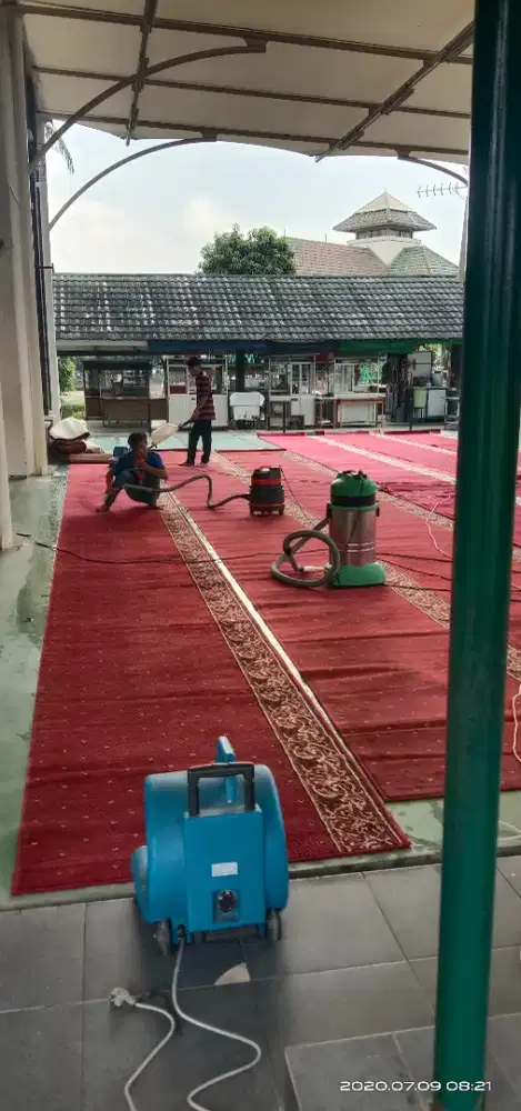 Jasa cuci karpet masjid musholla