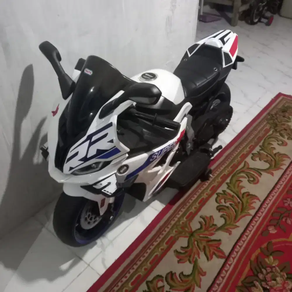 Motor aki cas bekas seperti baru