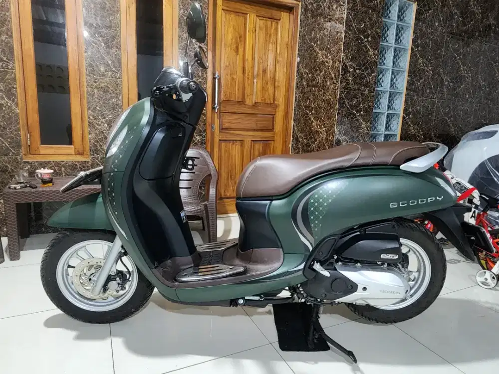 SCOOPY PRESTIGE keyless 2024