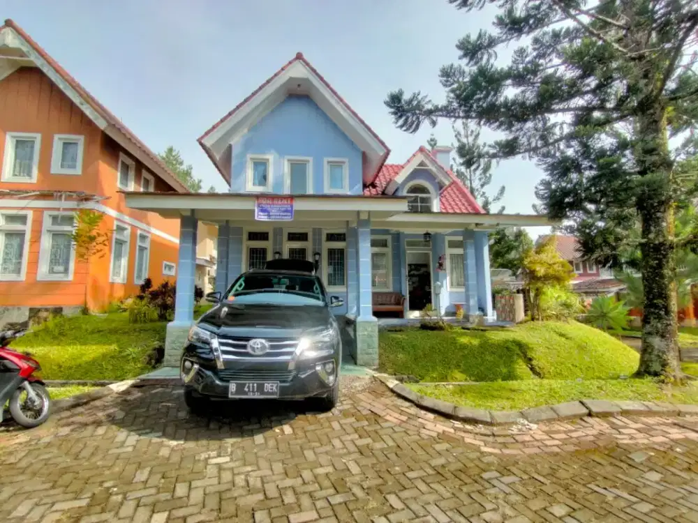 Di jual butuh turun harga vila 2 LT siap huni di kota bunga Cipanas